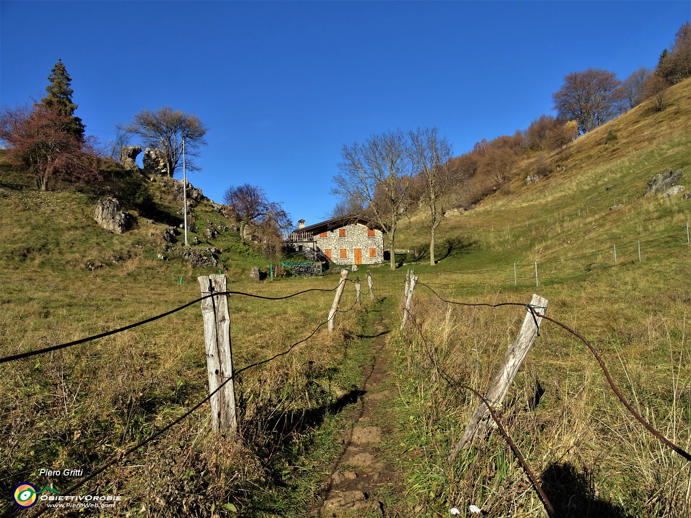 44 Antica cascina ben riattata ad abitazione di montagna.JPG